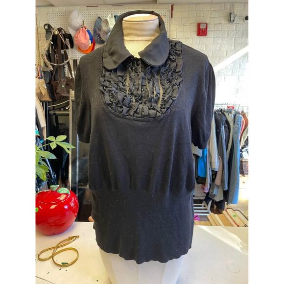 Black shirt - Picture 1 of 2